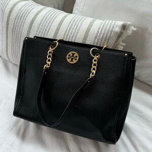 Tory Burch | Everly Leather Tote | Black Pebbled Leather with Gold Chain Straps